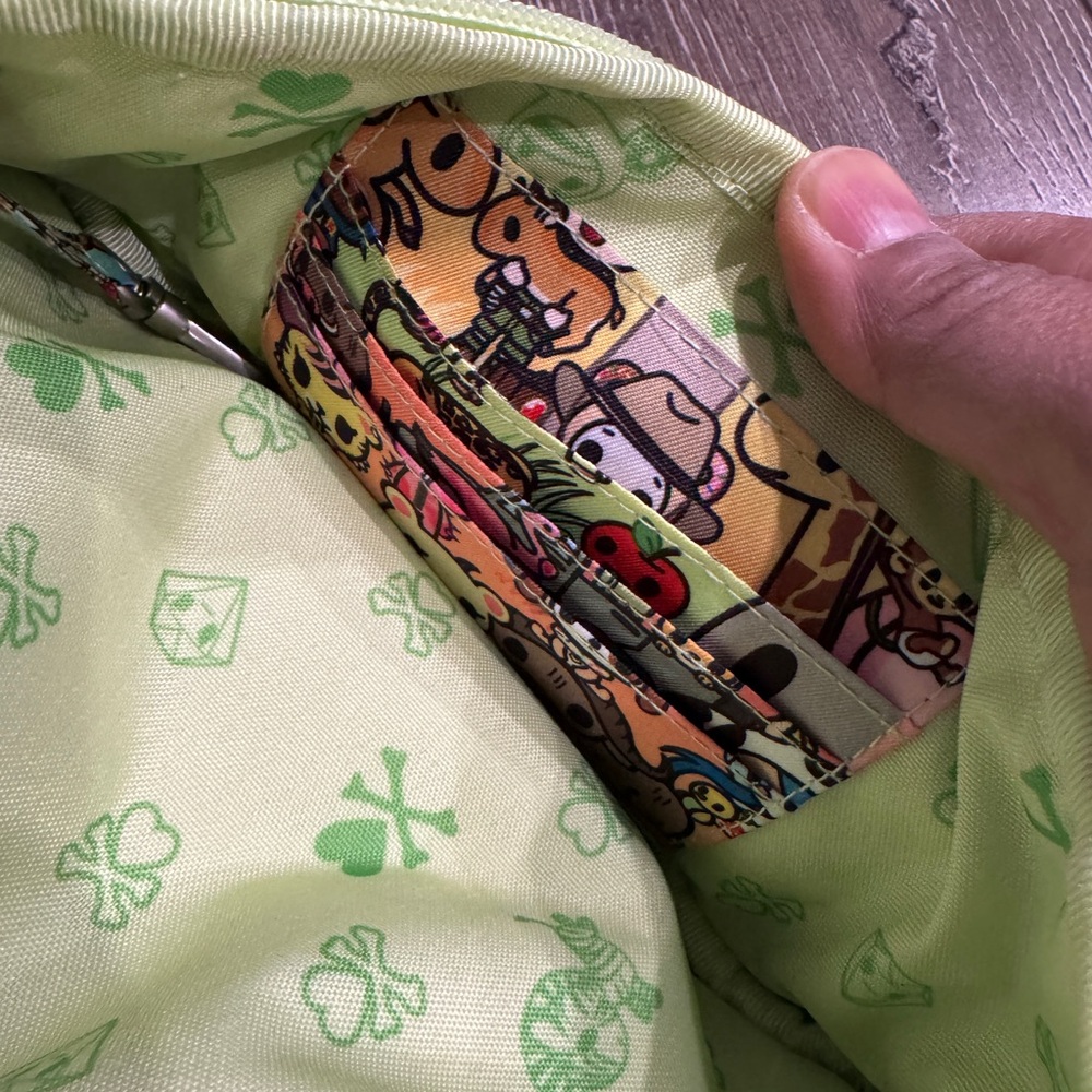 Tokidoki x JuJuBe Fanny pack - Picture 5 of 9